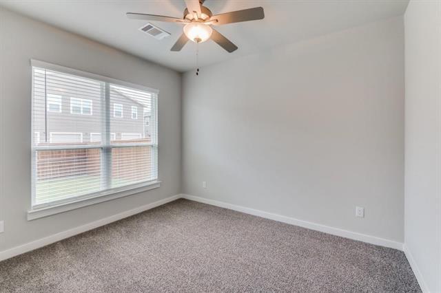 Building Photo - 640 Blackland dr