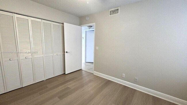 Building Photo - 1540 Windorah Way