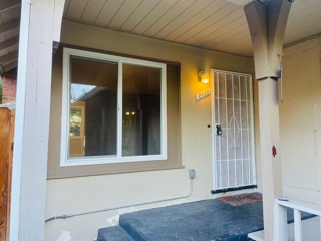Building Photo - 2452 Ione St