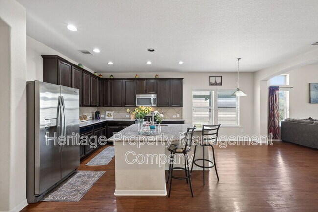 Building Photo - 147 Brook View