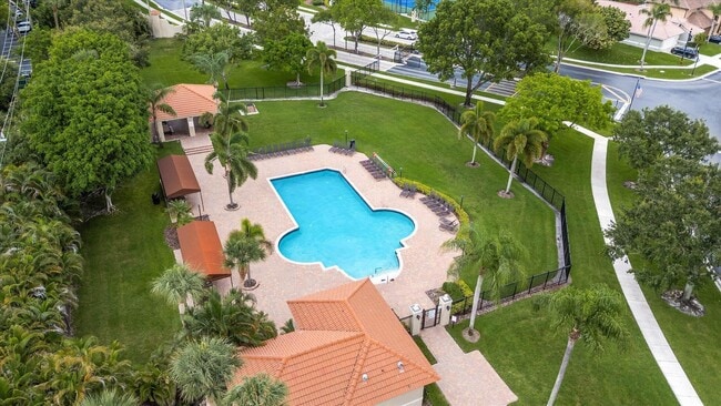 Building Photo - 10112 Aqua Vista Way