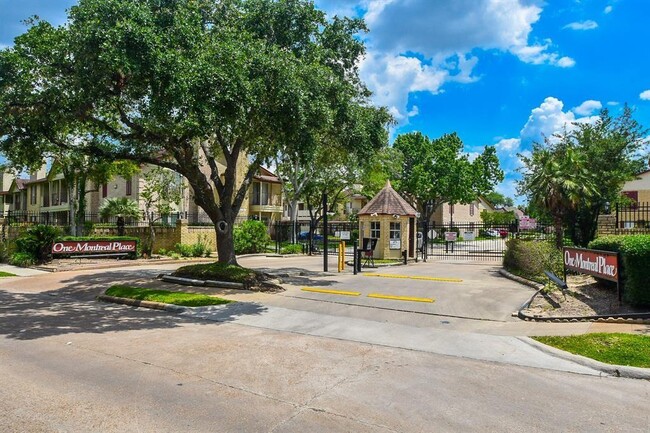 Building Photo - 2120 El Paseo St
