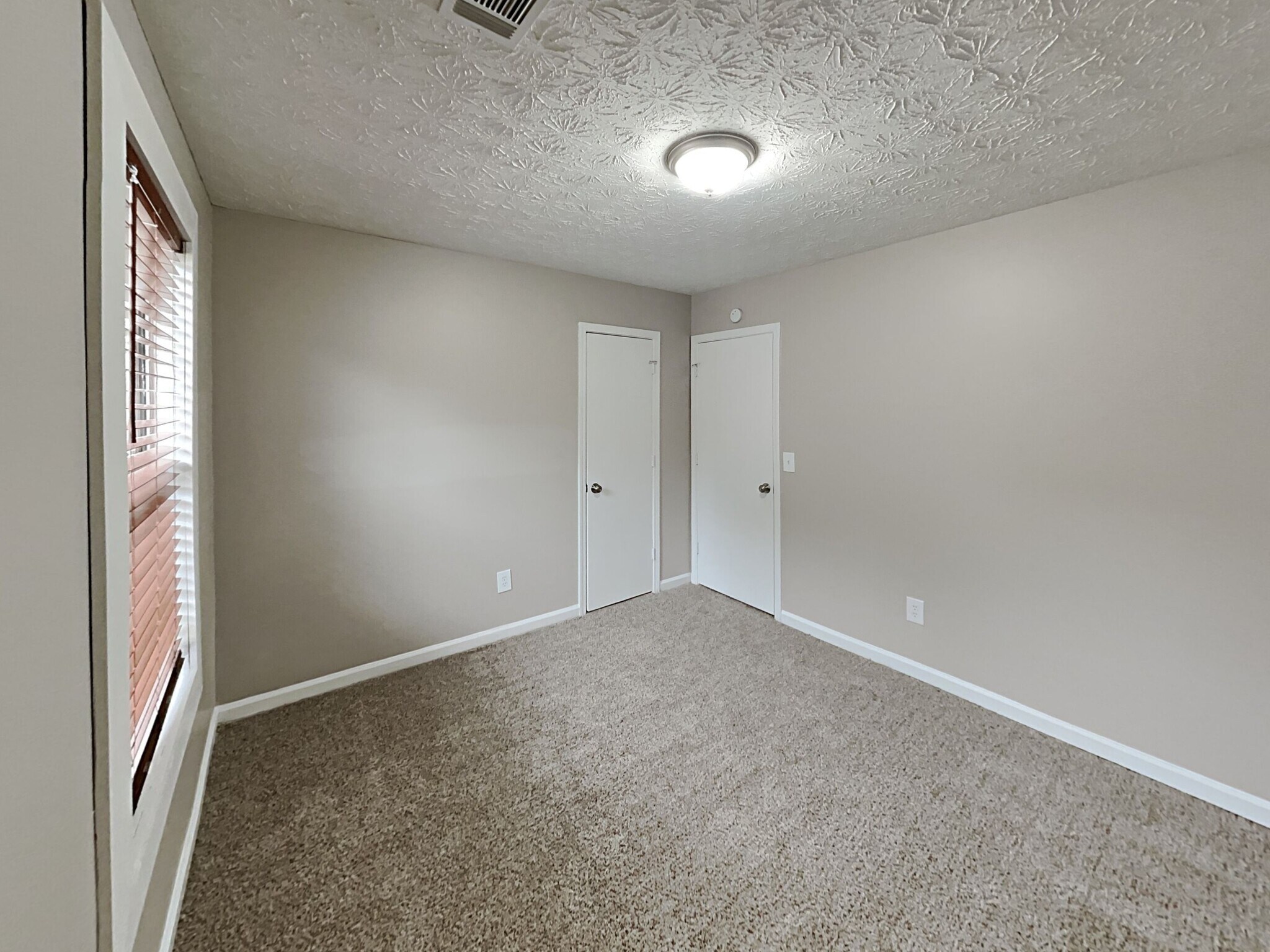 Building Photo - 3109 Aberdeen Way