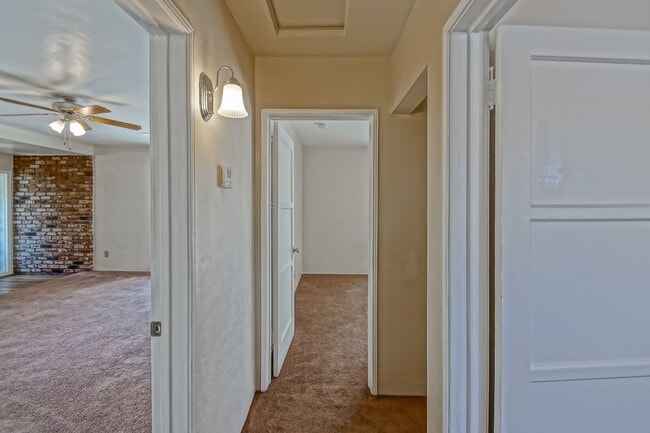 Building Photo - SPACIOUS, BRIGHT & AIRY, 3BR2BA HOME W/ GREAT OUTDOOR SPACE, LARGE DRIVEWAY W/ COVERED CARPORT & ...