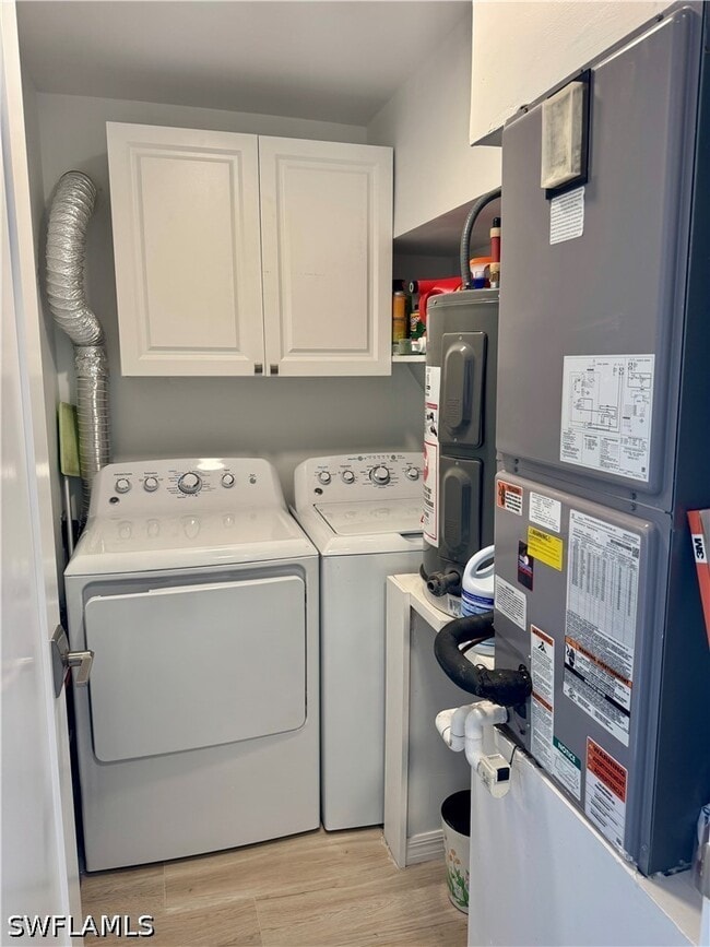 Building Photo - 829 107th Ave N