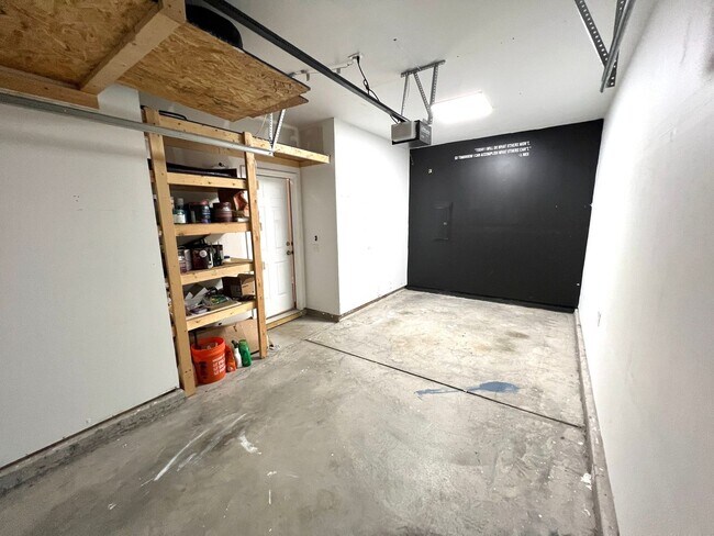 Building Photo - 1708 Restoration Ct