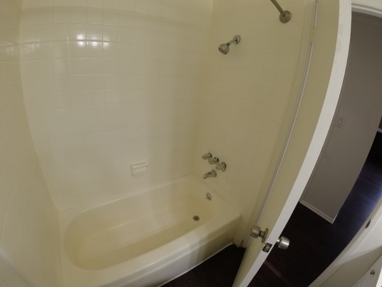 Building Photo - 320 S Occidental Blvd