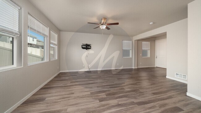 Building Photo - Pristine Two Story In Lorson Ranch