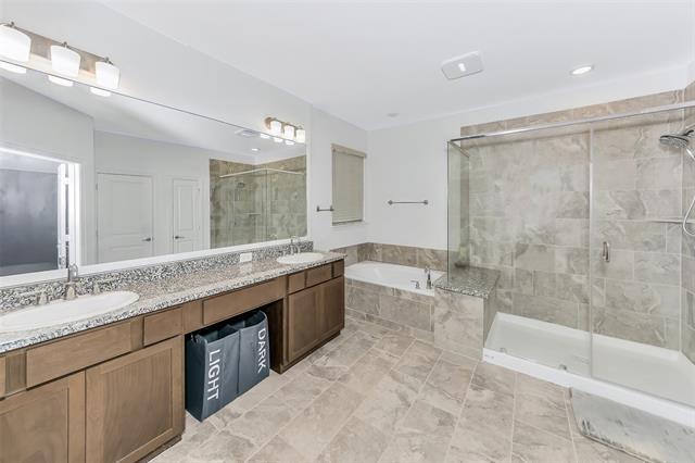 Building Photo - 1417 Eagle Feather Way
