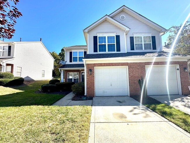 Building Photo - 3414 Summerfield Ridge Ln