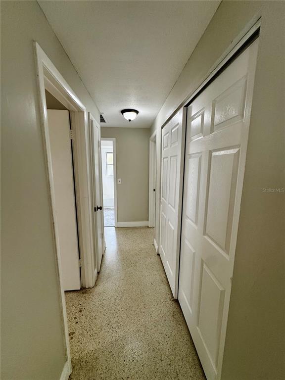 Building Photo - 6346 St Andrews Cir S