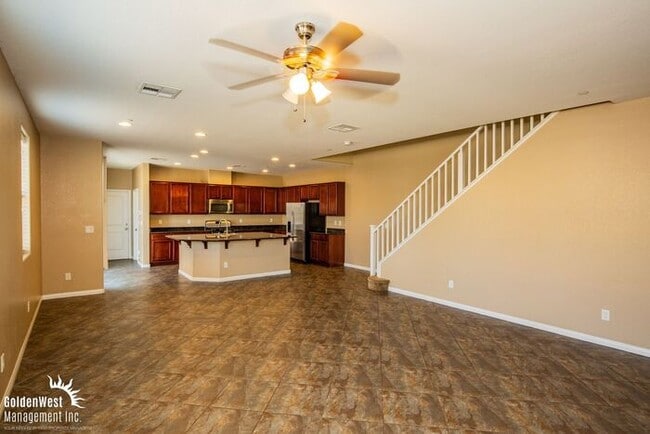 Building Photo - Stunning 4Bdm 3Ba Two-Story Home in the In...