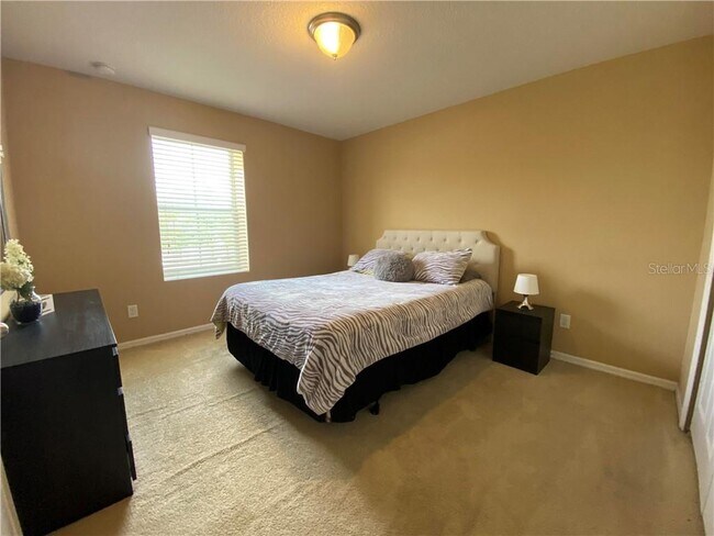 Building Photo - 2923 Puerta Del Sol Blvd