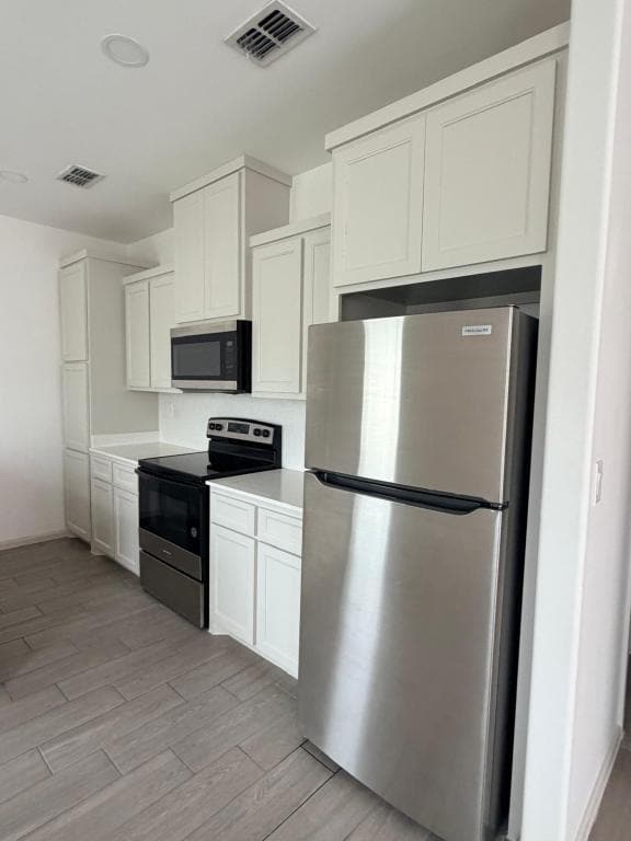 Building Photo - 1504 Shavano Dr