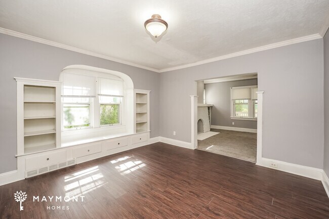 Building Photo - 3 Bedroom in Maple Heights, OH