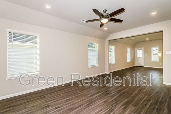 Building Photo - 5127 Shelby Katherine Dr