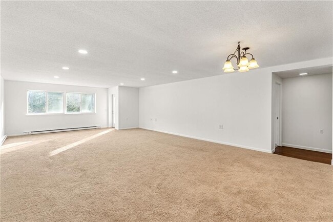 Building Photo - 30 Argyle Ave