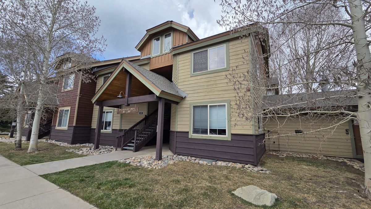 Building Photo - 720 Lakepoint Dr