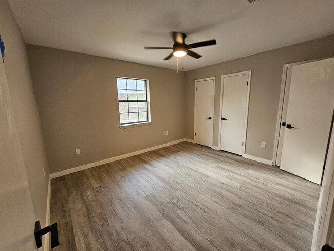 Building Photo - 100 North St