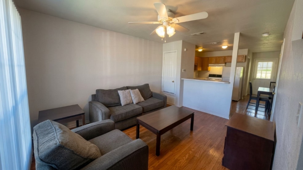 Building Photo - 4406 Mattie Dr