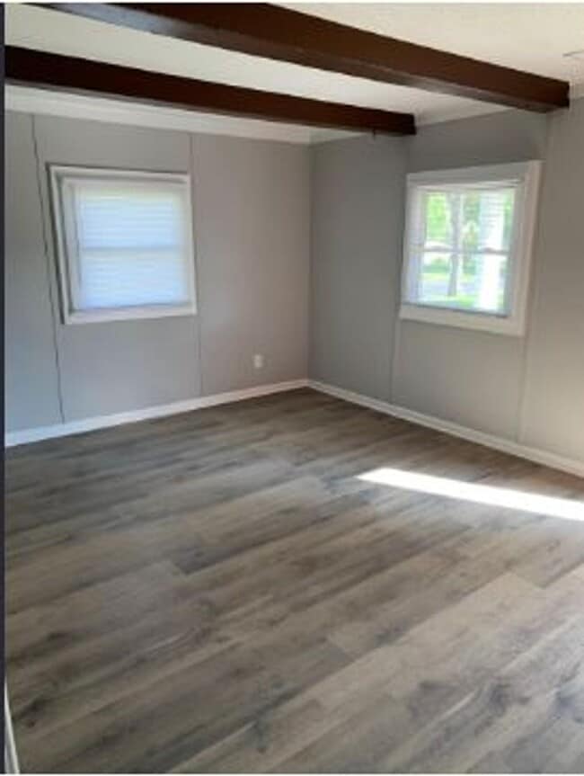 Building Photo - 1038 Marcellus Dr
