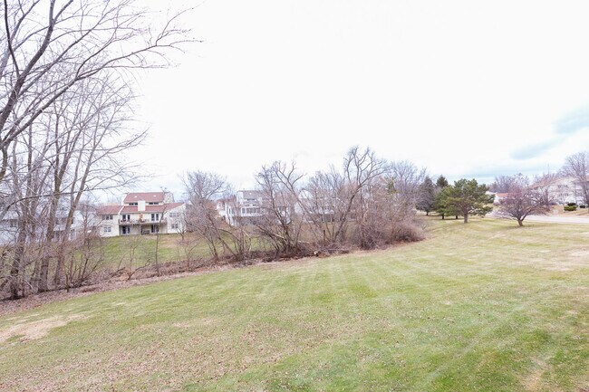 Building Photo - 3084 Parkwild Dr