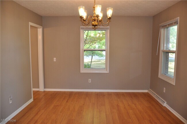 Building Photo - 3366 Broad Vista St NW