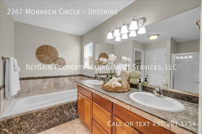 Building Photo - 2367 Monarch Cir