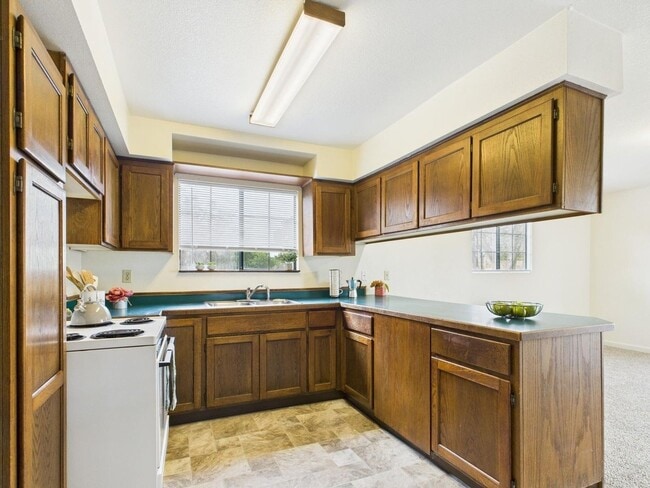 Building Photo - Charming 2-Bedroom Home in the Heart of Mc...