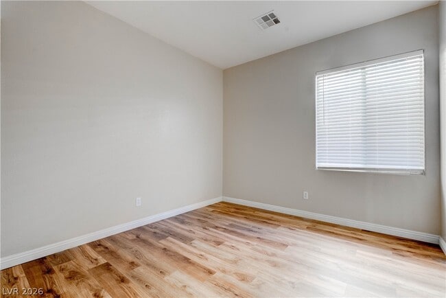 Building Photo - 2294 Tedesca Dr