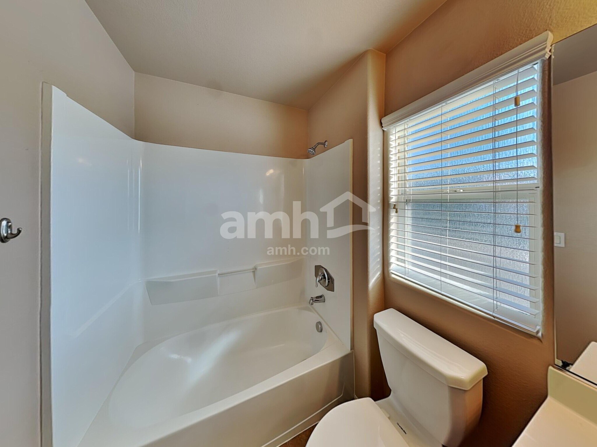 Building Photo - 10382 September Flower St