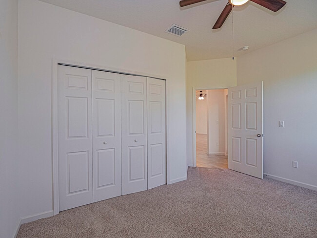 Building Photo - 5513 1st Sq