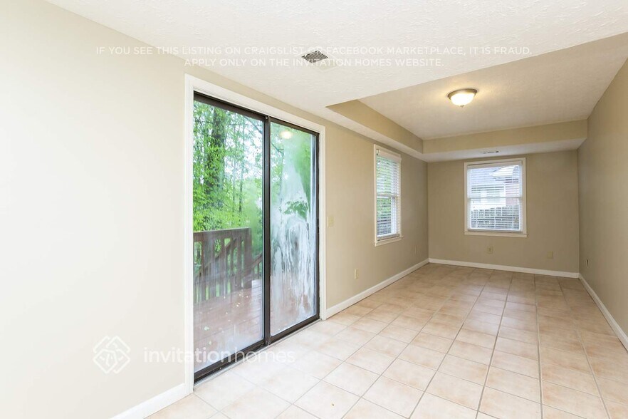 Building Photo - 5101 Sunset Dr