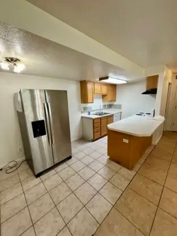 Building Photo - 1670 W 100 N