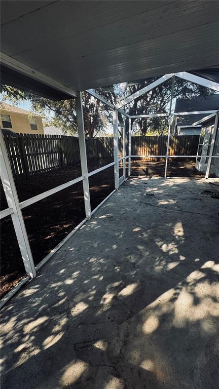 Building Photo - 9822 White Barn Way