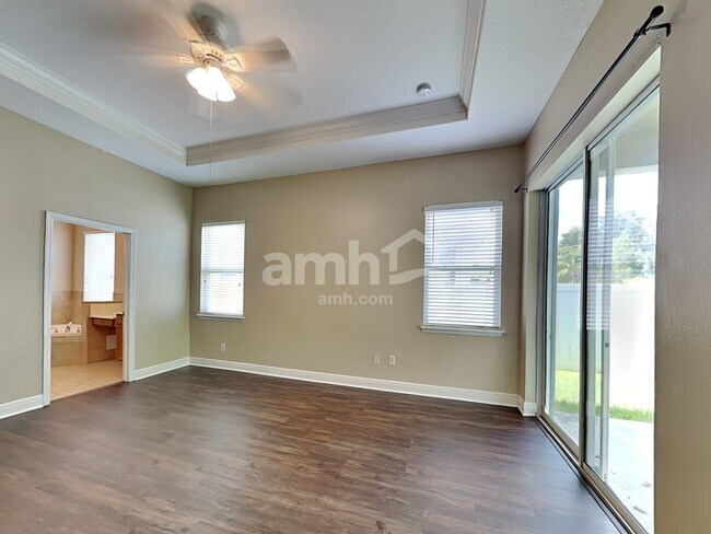 Building Photo - 7550 Bulls Head Dr