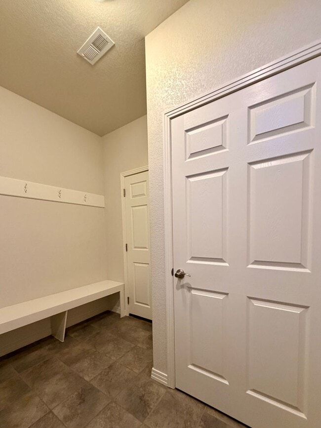 Building Photo - Move-In Ready 3-Story Townhome with Loft & 2-Car Garage