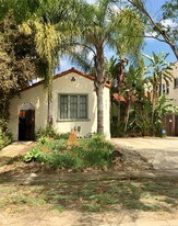 Building Photo - 6107 Saturn St