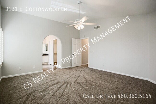 Building Photo - 3131 E Cottonwood Ln
