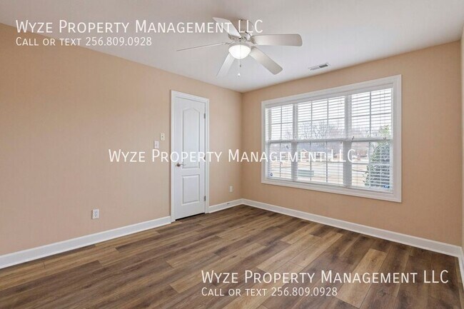 Building Photo - 104 Hardiman Pl Ln