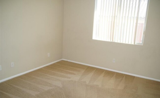 Building Photo - 9310 Quiet Mist Ct