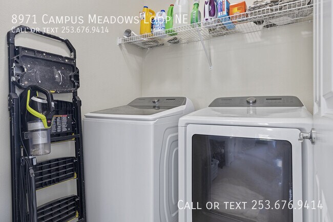 Building Photo - 8971 Campus Meadows Loop NE