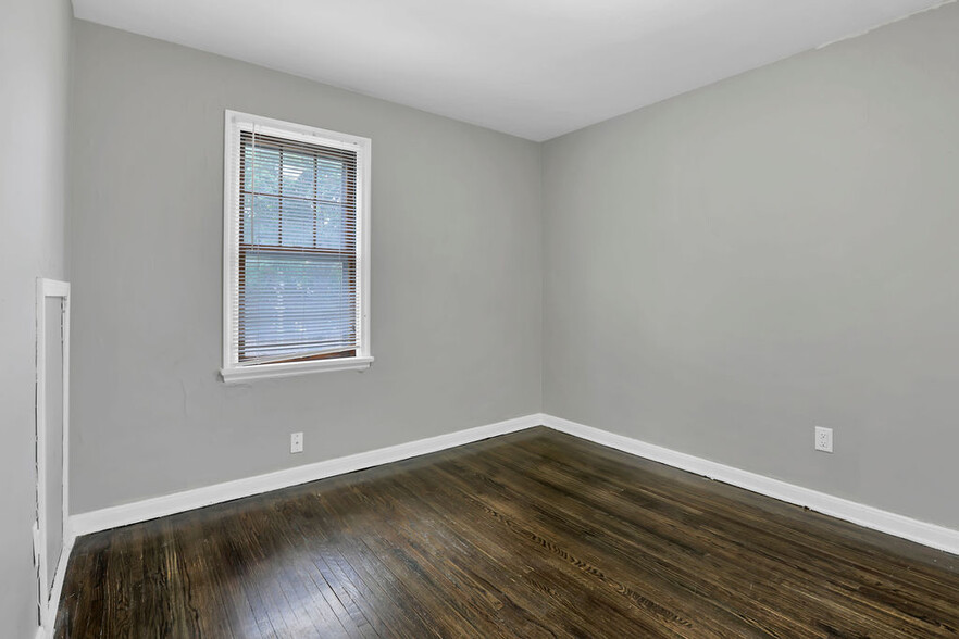 Building Photo - 3086 Sullivant Ave