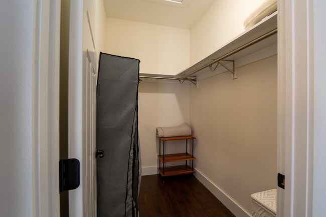 Building Photo - 228 Herada St