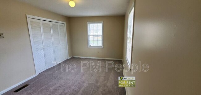 Building Photo - 117 Avalon Cir