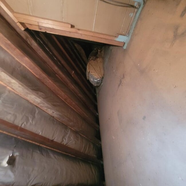 Building Photo - 13500 Crossburn Ave