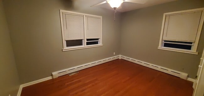 Building Photo - 425 97th Ave NW