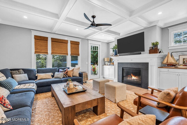 Building Photo - 44 Cowart Ave