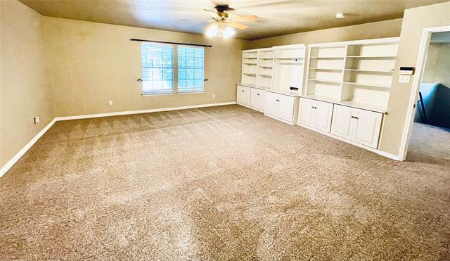 Building Photo - 2605 Cattleman Dr