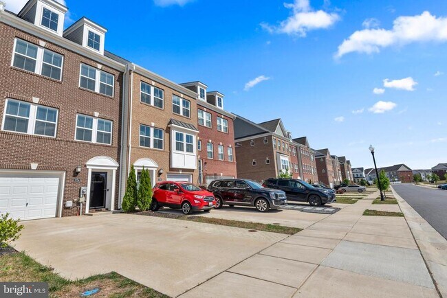 Building Photo - 5754 Frederick Douglas Pl